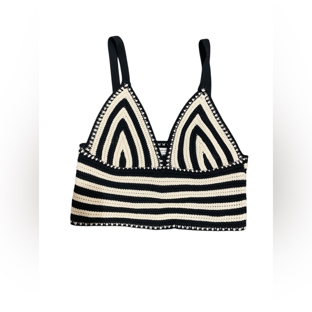 Stradivarius Black and White Striped Crop Top EUC SZ Medium made in Turkey